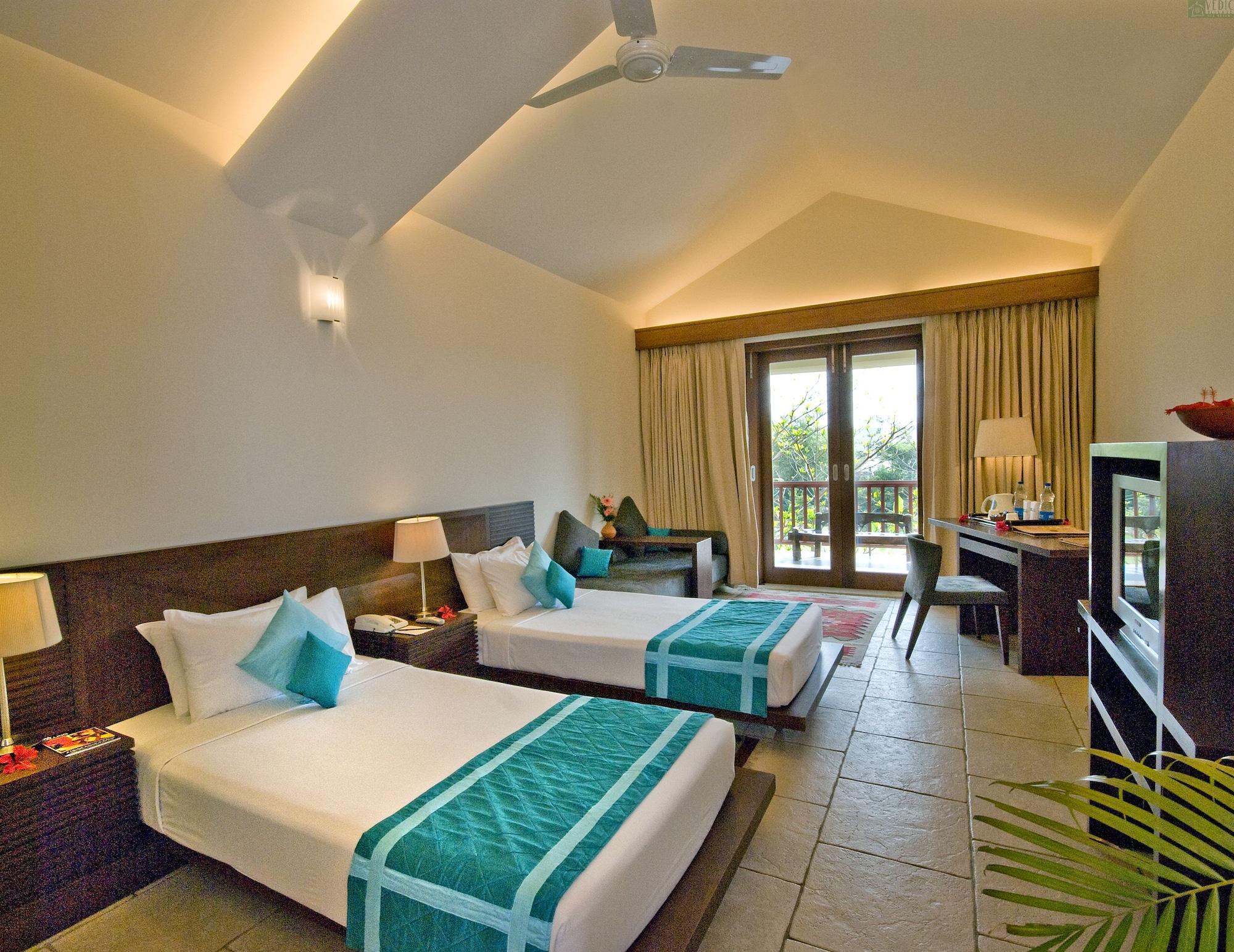Vedic Village Spa Resort Calcuta Exterior foto